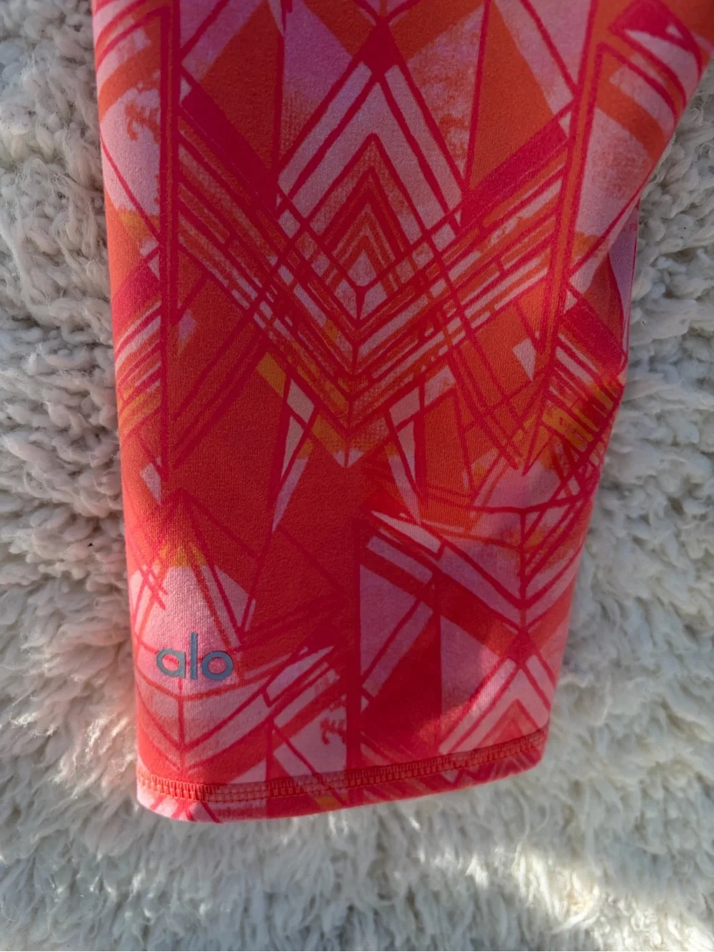 ALO Yoga Pink & Coral Geometric Active Skirt
